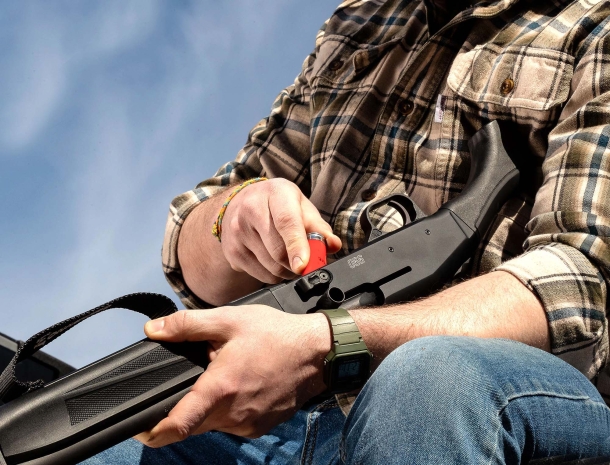 Mossberg 990 AfterShock, short-barreled 12-gauge gun