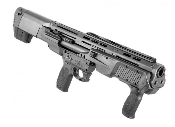 Smith & Wesson M&P 12 pump-action shotgun Smith & Wesson M&P 12 pump-action shotgun