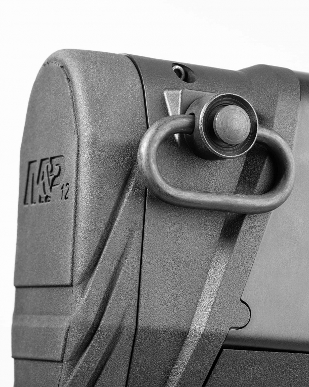 Smith & Wesson M&P 12 pump-action shotgun Smith & Wesson M&P 12 pump-action shotgun