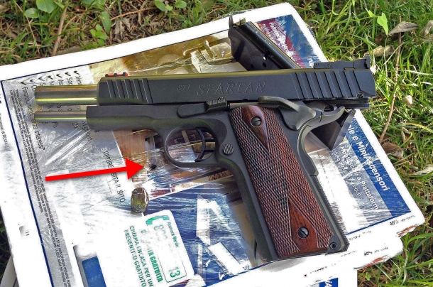 Le 4 regole di sicurezza nel maneggio delle armi 12 centimetri di spessore formato da tre elenchi telefonici, hanno trattenuto una palla 9x21 o .45 ACP al loro interno. Prima di utilizzare questo sistema fate esperimenti con gli elenchi a vostra disposizione