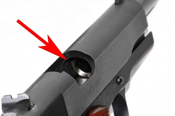 Tecnica: l'accertamento dello stato della pistola semiautomatica invece di effettuare innumerevoli quanto inutili arretramenti del carrello occorre bloccare lo stesso in apertura e controllare visivamente che la camera di cartuccia sia vuota