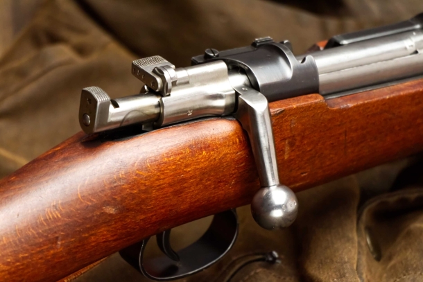 Bolt action rifle safety: two vs three positions 3 positions safety disengaged: the rifle can shoot and the bolt can be actuated normally.