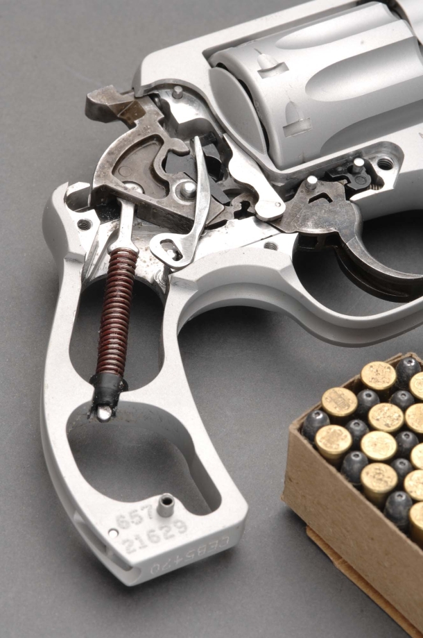 Prima Armi lancia la nuova sezione ricambi Smith & Wesson