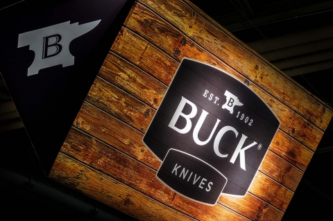 Buck Knives 110 and 112 folding knives: new options for 2019