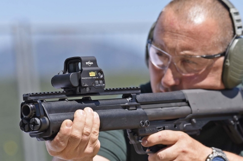 EOTech EXPS3 holographic sight