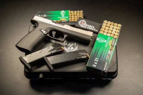 Arsenal Firearms Strike One Ergal Pro: tutto metallo per il tiro dinamico!