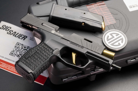 SIG Sauer P365 Custom Works: difesa personale, ma con classe