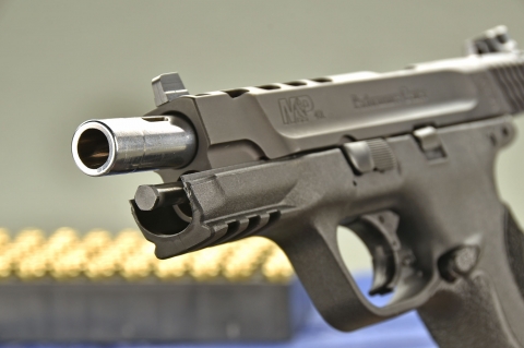 Smith & Wesson Performance Center Ported M&P 40L Pro Series C.O.R.E.
