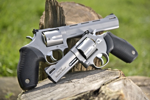 Taurus Tracker National Match .44 Magnum revolver