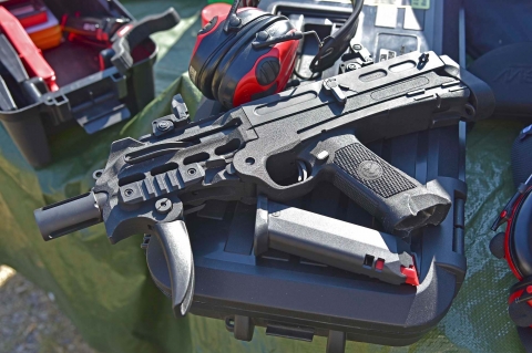 Leaked pictures of a totally new gun from Chiappa Firearms?