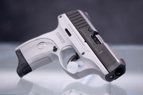 Ruger MAX-9, nuova pistola subcompatta da difesa