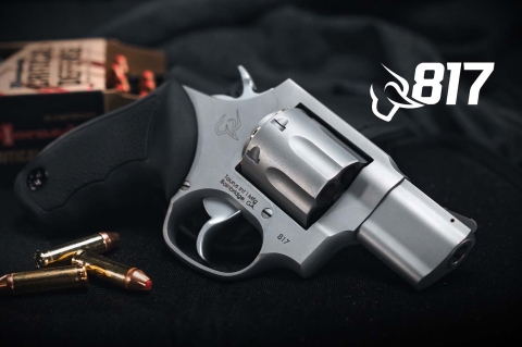Taurus 817, il revolver da difesa a sette colpi
