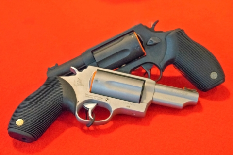 Revolver Taurus Judge