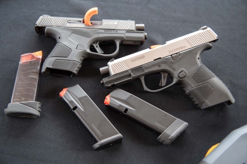 Mossberg MC2c: la nuova, sottile pistola polimerica