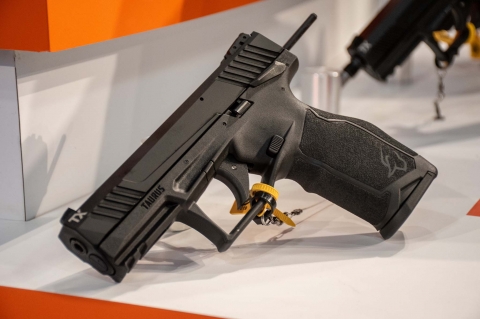 Pistola semi-automatica Taurus TX22 calibro .22 Long Rifle
