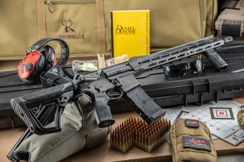 Brownells Italia: Daniel Defense DDM4 V7