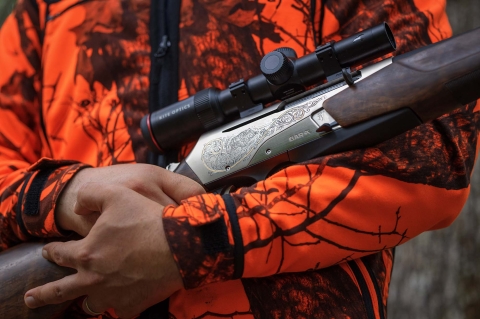 Browning BAR 4X: la classica carabina da caccia si fa configurabile