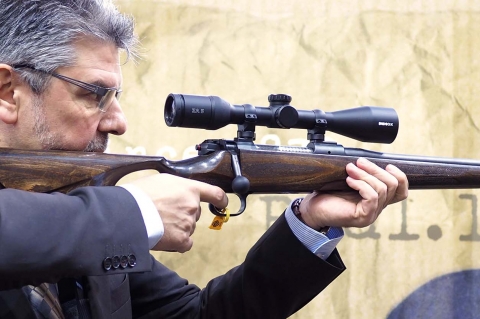 The thumbhole pistol grip allows both a faster and more reliable sight aquisition and shot repetition
