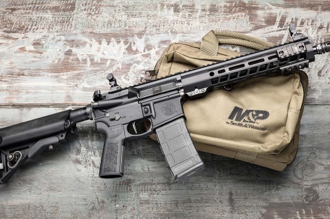 Smith & Wesson M&P-15T SBR: a new semi-automatic rifle for law enforcement