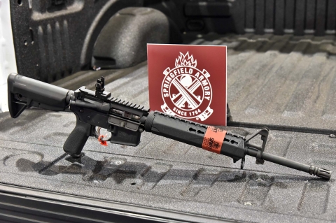 SAINT 5.56mm, l'AR-15 di Springfield Armory