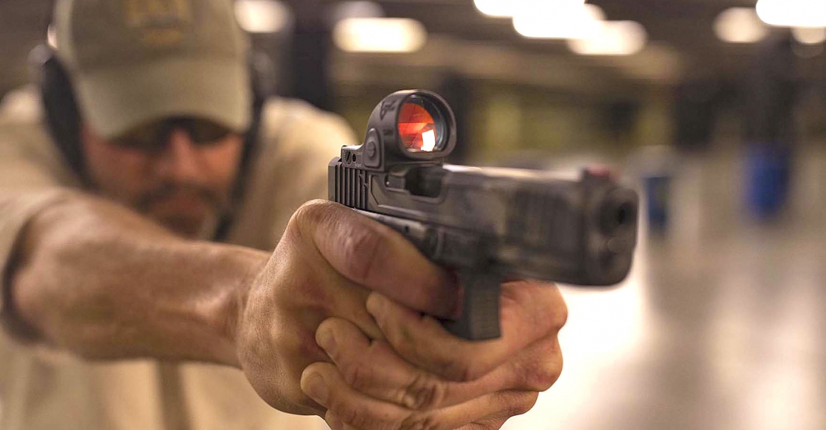 Trijicon SRO "Specialized Reflex Optic", now available in Europe