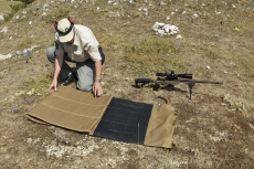La stuoia da tiro Bob Allen Tactical BAT900 della Boyt Harness Company si può descrivere con tre parole: pratica, solida, comoda