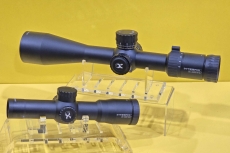 Nuove ottiche Leapers INTEGRIX iXF 4.5x28 e iX6 6-36x56