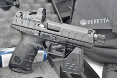 Beretta APX Combat