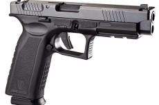 L&#039;azienda Czech Small Arms ha esposto la pistola semi-automatica PI. Vz.15 all&#039;edizione 2017 dell&#039;IWA di Norimberga