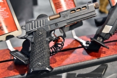 STI&#039;s DVC Tactical pistol