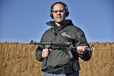Sport Systeme Dittrich out of Kulmbach (Germany) manufactures the BD 38, a civilian-grade version of the MP 38 sub-machine gun